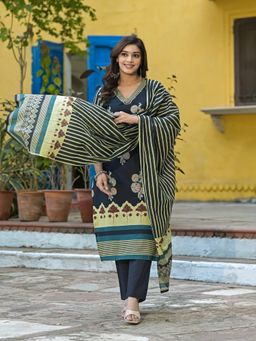 BERRYLICIOUS - Black Pure Cotton Floral Printed Kurta with Pant and Dupatta