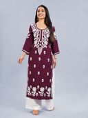 Maroon color option, Currently selected