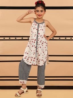 BaawRi - White Floral Printed Kurta with Pant