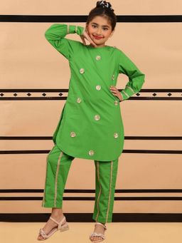 BaawRi - Green Polyester Straight Kurta with Pant