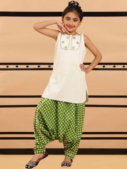 BaawRi - Off-White Sleeveless Straight Kurta with Dhoti