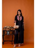 Black color option, Currently selected