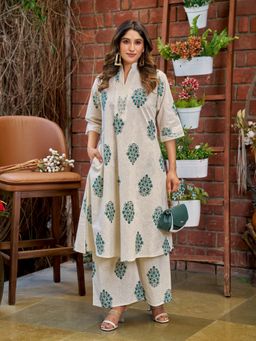 BERRYLICIOUS - Green A-Line Floral Printed Co-Ord Set