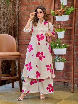 BERRYLICIOUS - Pink A-Line Floral Printed Co-Ord Set