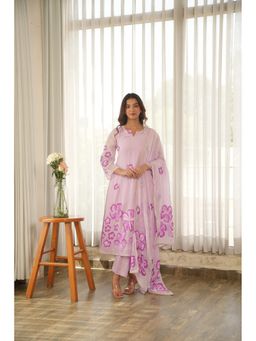 ONEWE INDIA - Lavender Blossom Hand Paint Soft Organza Kurta with Pant and Dupatta
