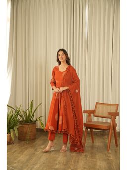 ONEWE INDIA - Orange Cotton Screen Print Kurta with Pant and Dupatta