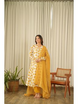 ONEWE INDIA - Sunlit Mustard Cotton Print Kurta with Pant and Dupatta