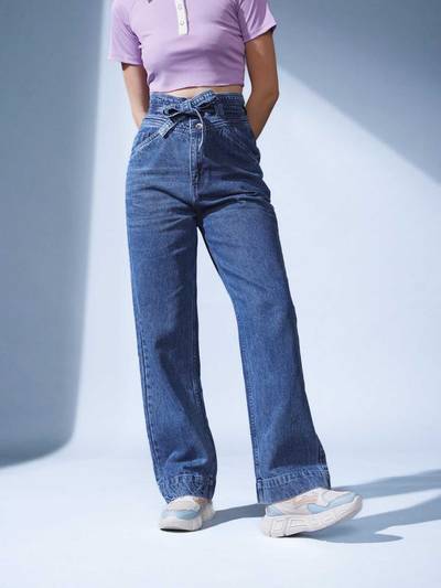 Women Blue Light Fade Straight Jeans with Belt