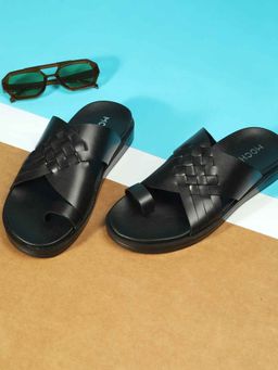 Mochi - Men Black Leather Toe Ring Sandals