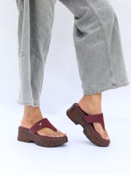 Monrow - Women Vulan Maroon Wedge Heels