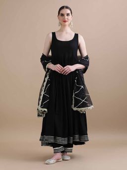 Jaipur Kurti - Black Solid Heavy Anarkali with Pant and Dupatta (Set of 3)