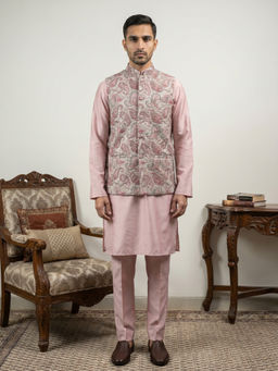 Jompers - Men Peach Paisley Woven Kurta with Pyjama and Nehru Jacket