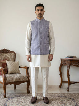 Jompers - Men Blue-White Floral Printed Kurta with Pyjama and Nehru Jacket