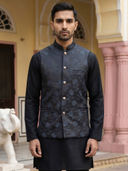 Navy Blue color option, Currently selected