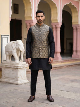 Jompers - Men Black-Gold Woven Kurta with Pyjama and Nehru Jacket