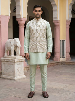 Jompers - Men Green Floral Embroidered Kurta with Pyjama and Nehru Jacket