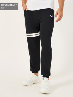 Styli - Men Oversized Joggers with Contrast Stripes & Embroidery