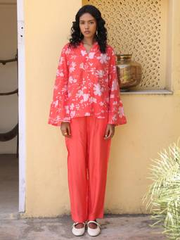Naav - Coral Floral Print Women's Shirt with Pant