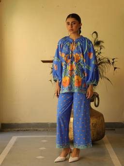 Naav - Women's Blue Floral Print Top with Pant
