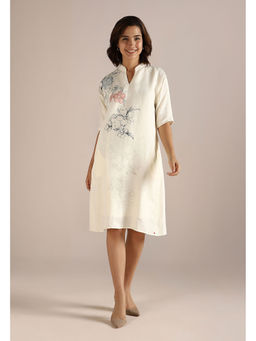 Kaveri - Off-white Poppy Jane Dress