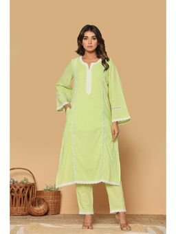 Kasya - Women Green Cotton Embroidered Kurta with Pant (Set of 2)