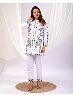 Zolo Label - Women White Cotton Blend Embroidered Co-Ord (Set of 2)