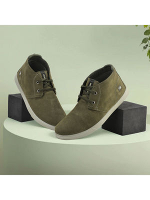 olive green chukka boots