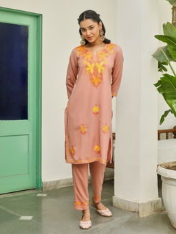 House of Chikankari - Crafts Women Pink Aari Embroidered Cotton Kurta with Pant (Set of 2)