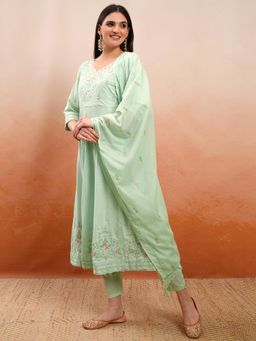 VISHUDH - Women Green Embroidered Kurta with Pant & Dupatta (Set of 3)