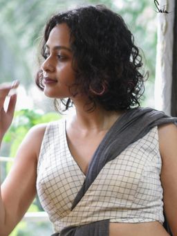 Suta - Women White-Black Cotton Checked Reversible Stitched Blouse