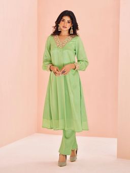 Odette - Light Green Chinon Embroidered Kurta and Pant (Set of 2)