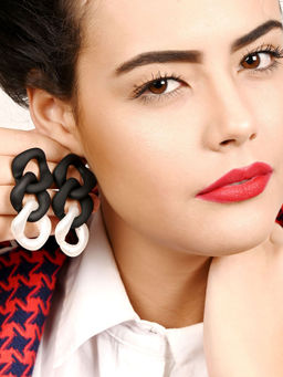 Odette - Black Solid Plain Acrylic & Resin Earrings