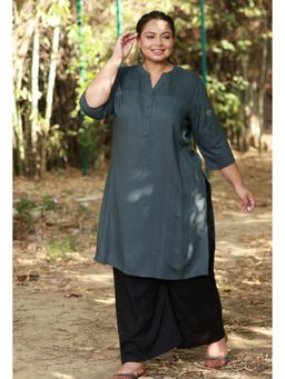 Desi Noor - Plus Size Green Pintex Kurta
