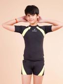 Yellow color option, Currently selected