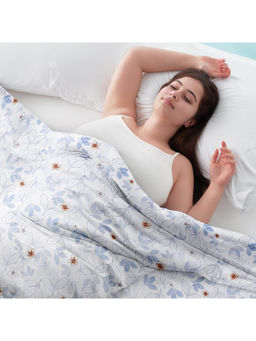 Story@Home - 600 Gsm Blanket Sky Blue & White, Floral