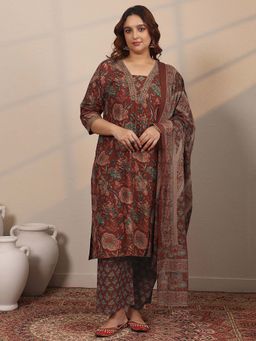 Extra love by Libas - Plus Size Women Printed Cotton Blend Straight Kurta Pant with Dupatta