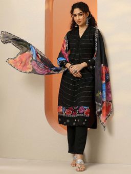 Libas - Embroidered Cotton Blend Straight Kurta Pant with Dupatta