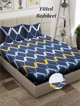 ARRABI - Blue Geometric 310 TC Cotton Blend King Fitted Bedsheet with 2 Pillow Covers