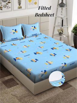 ARRABI - Sky Blue Cartoon 310 TC Cotton Blend King Fitted Bedsheet with 2 Pillow Covers