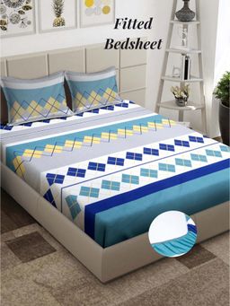ARRABI - Blue Geometric 310 TC Cotton Blend King Fitted Bedsheet with 2 Pillow Covers