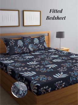 ARRABI - Black Floral 310 TC Cotton Blend King Fitted Bedsheet with 2 Pillow Covers