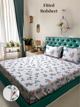 ARRABI - White Floral 310 TC Cotton Blend Super King Fitted Bedsheet with 2 Pillow Covers