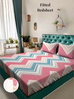 ARRABI - Multi Geometric 310 TC Cotton Blend Super King Fitted Bedsheet with 2 Pillow Covers