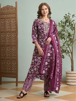 FASHOR - Burgundy Floral Kurta with Pant & Dupatta
