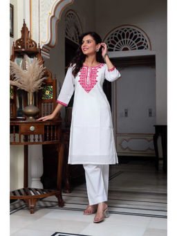Bhavini Paris - Savya Straight Kurta with Pant