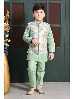 BT DEZINES - Green Embroidered Kurta with Nehru Jacket and Pant (Set of 3)