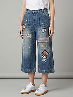 Odette - Blue Denim Embroidered Capri for Women