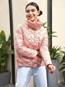 Pink color option, Currently selected