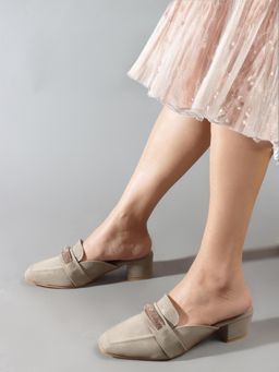 CHINRAAG - Women Silver Synthetic Mules