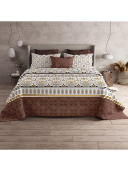 LABHAM - Brown Alpha Cotton King Size Printed Bedsheet with Pillow Covers (Set of 3)